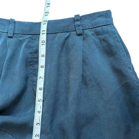 Frank & Oak High Waisted Tencel Shorts- Size 2 - Picture 9 of 12